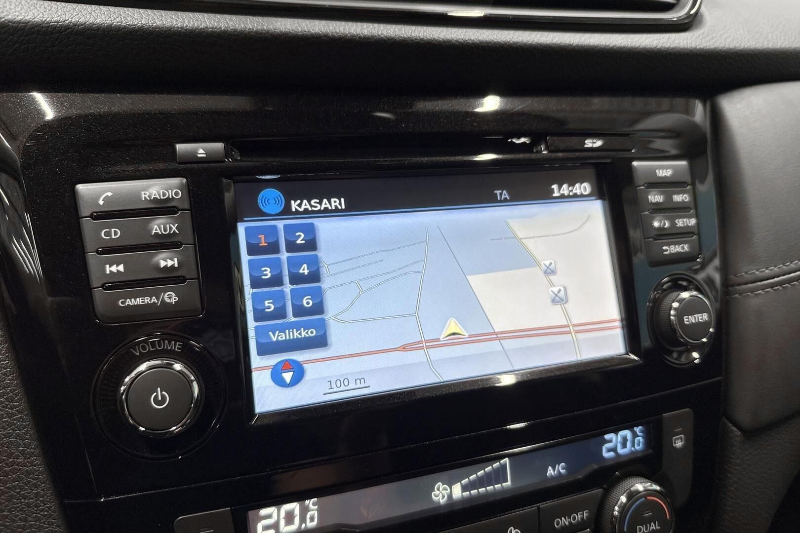 Nissan X-Trail iso kuva 25