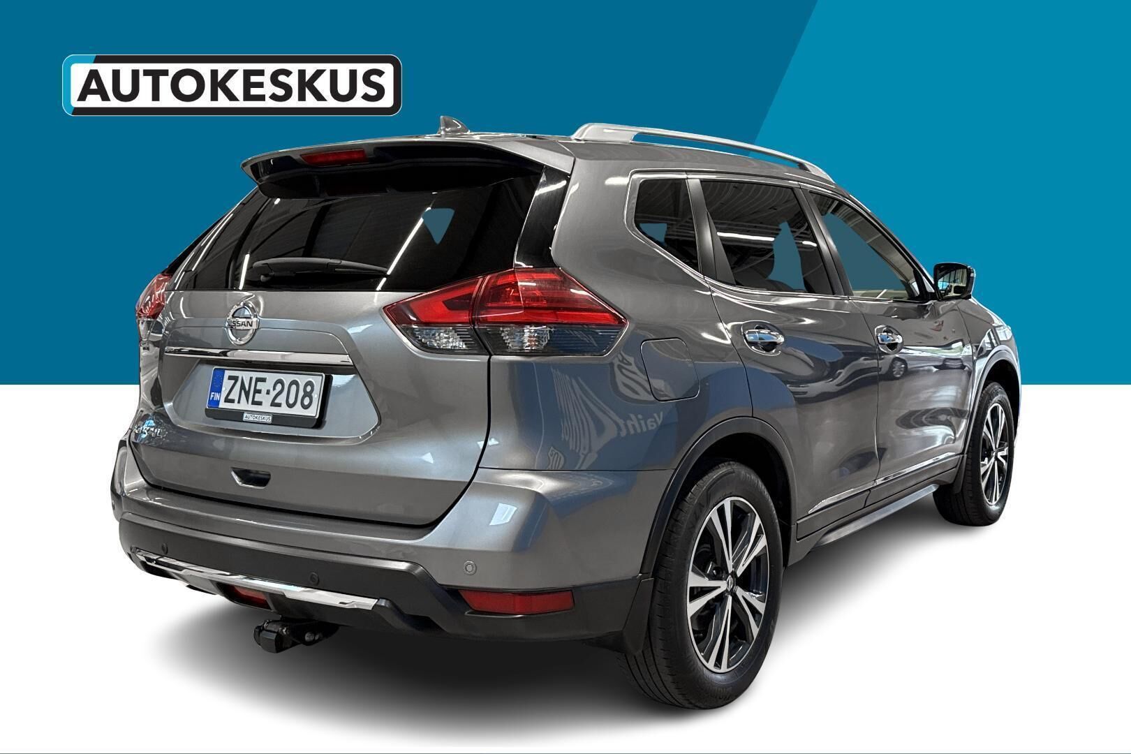 Nissan X-Trail iso kuva 5