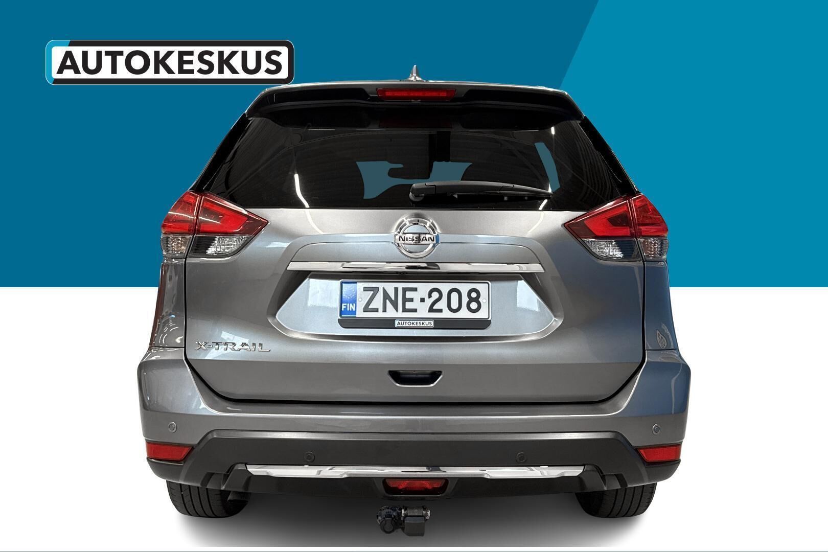 Nissan X-Trail iso kuva 6