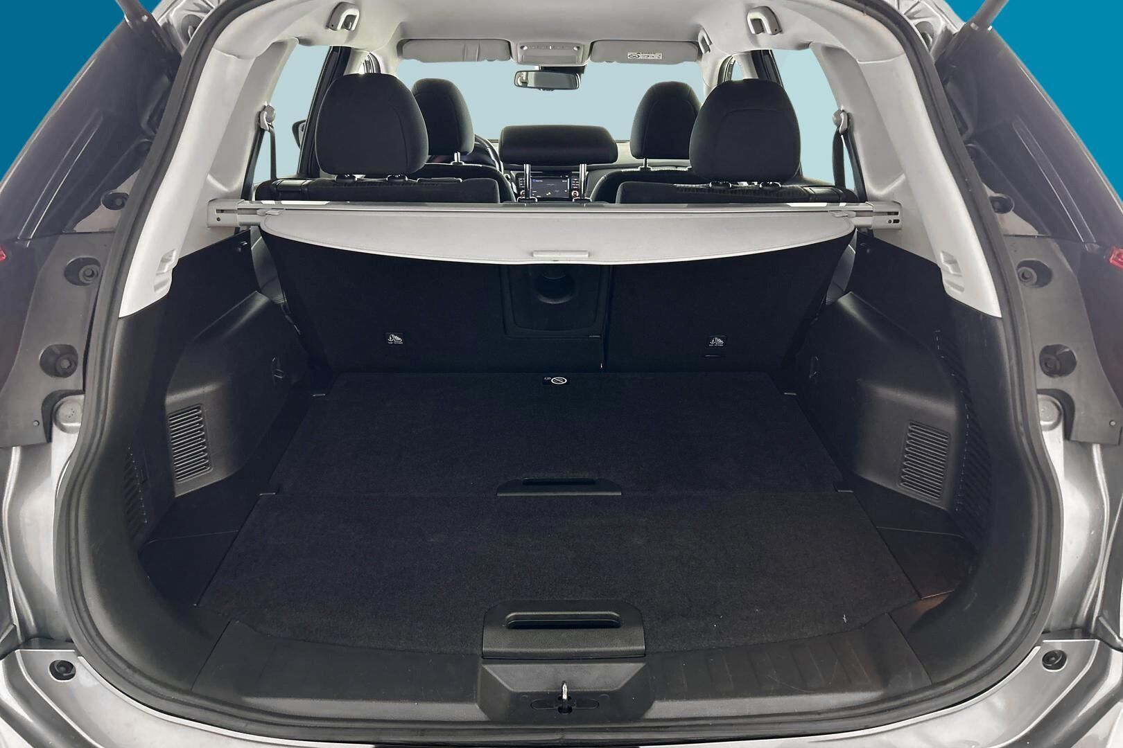 Nissan X-Trail iso kuva 11