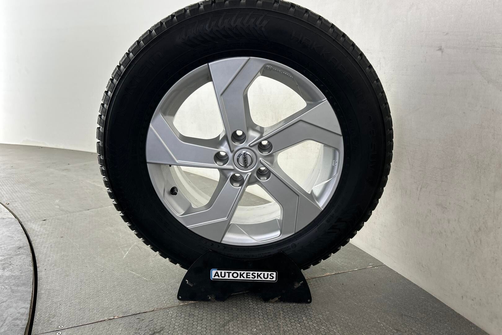 Nissan X-Trail iso kuva 12