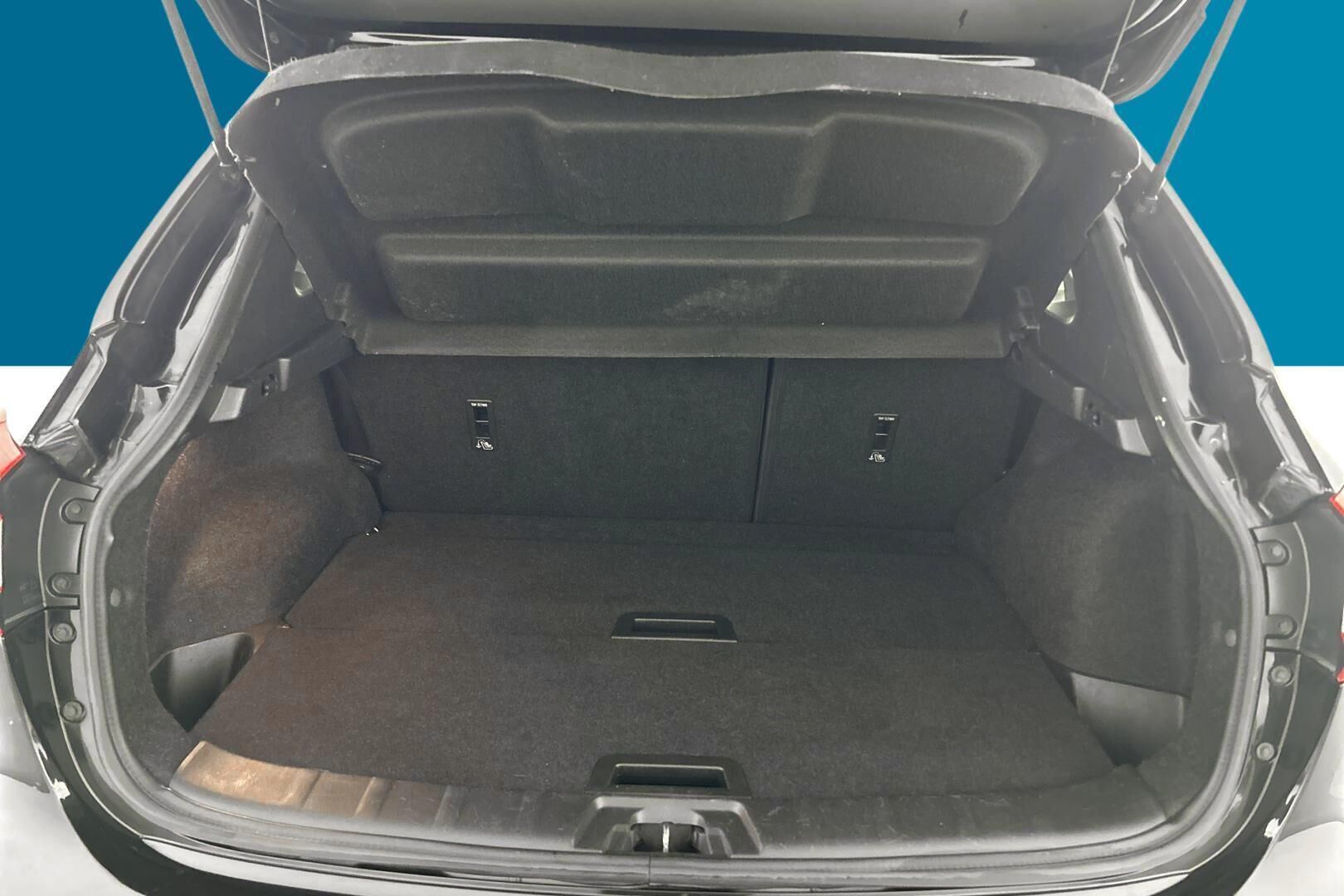 Nissan Qashqai iso kuva 8