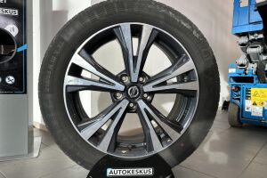 Nissan Qashqai esikatselu 13