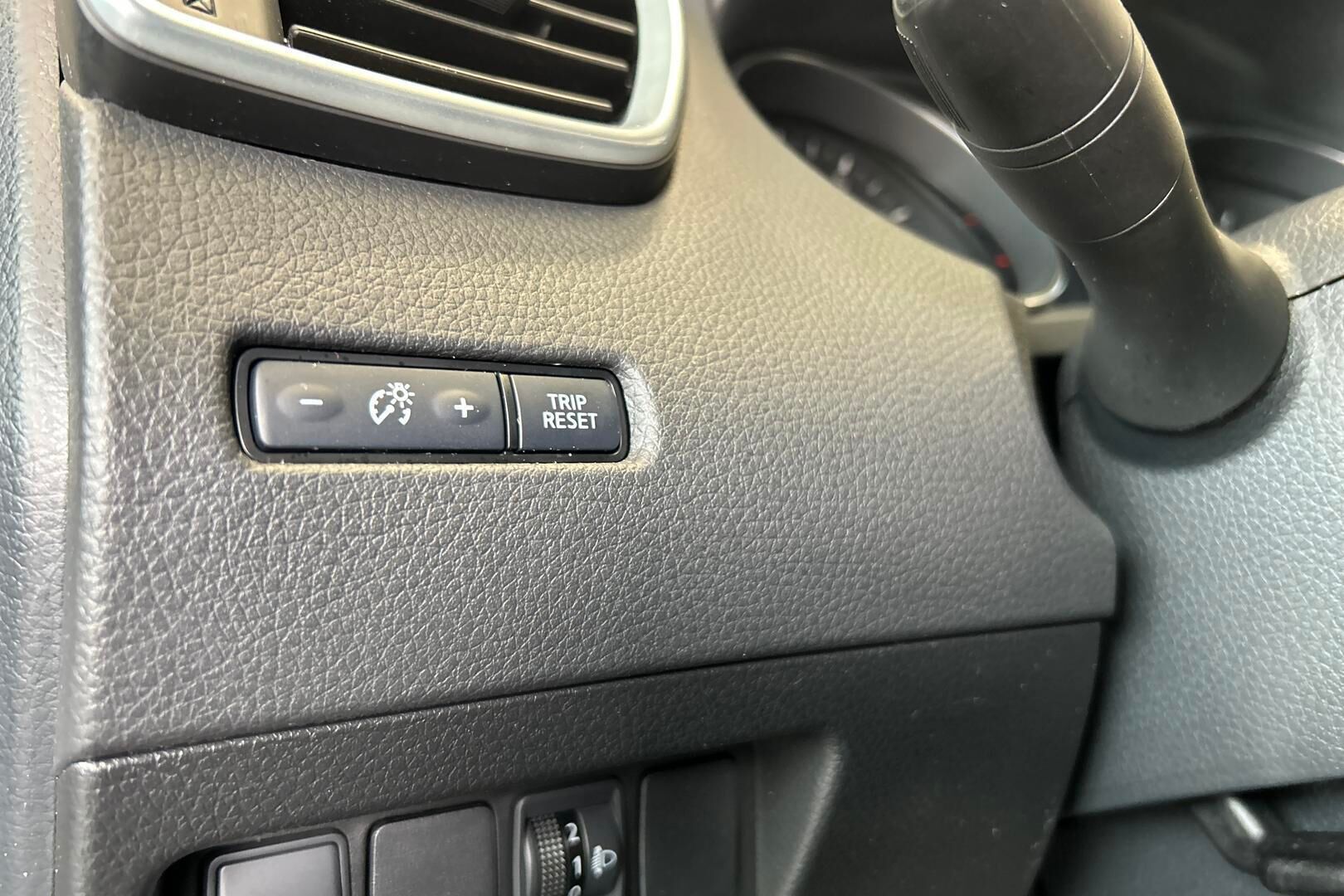 Nissan Qashqai iso kuva 24