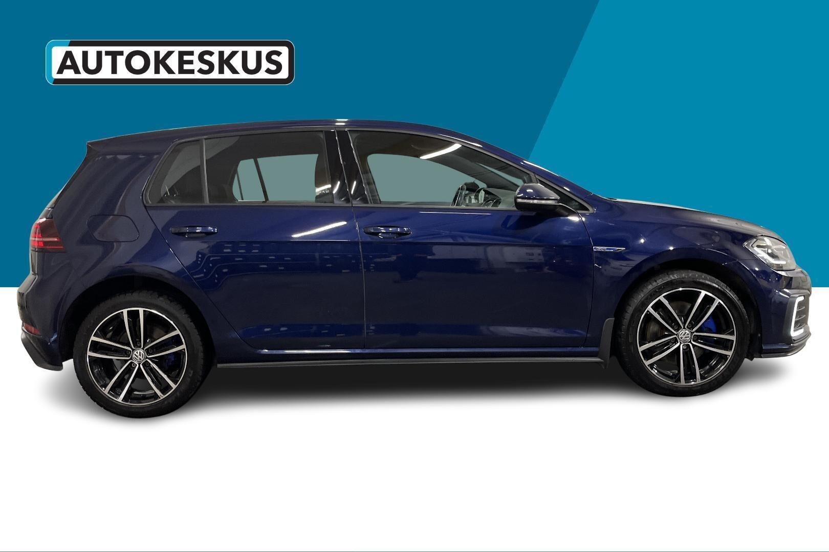 Volkswagen Golf iso kuva 4