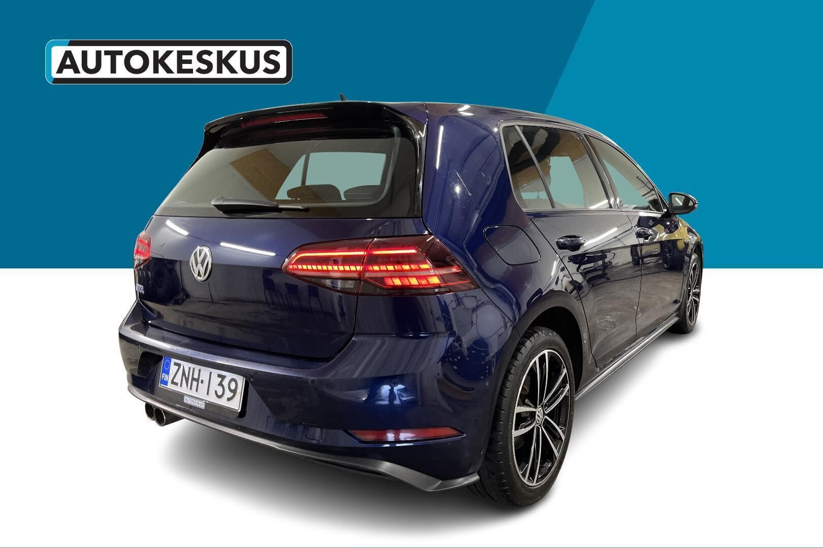 Volkswagen Golf iso kuva 5