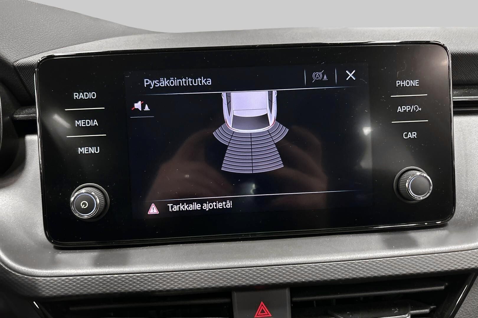 Skoda Scala iso kuva 15