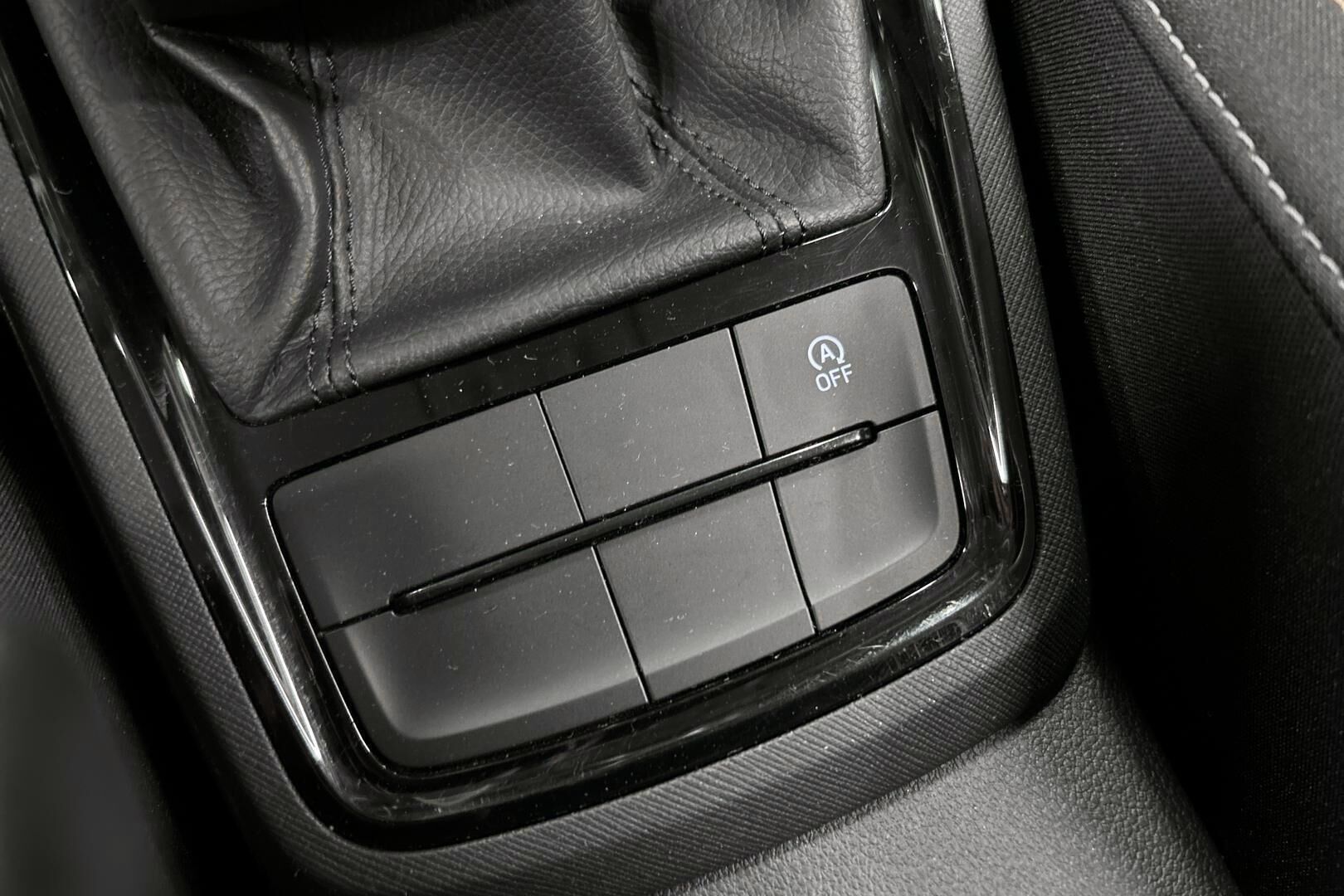 Skoda Scala iso kuva 18