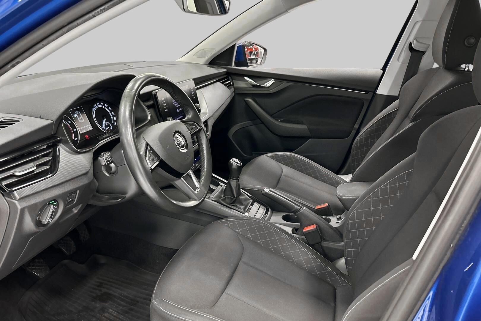 Skoda Scala iso kuva 7