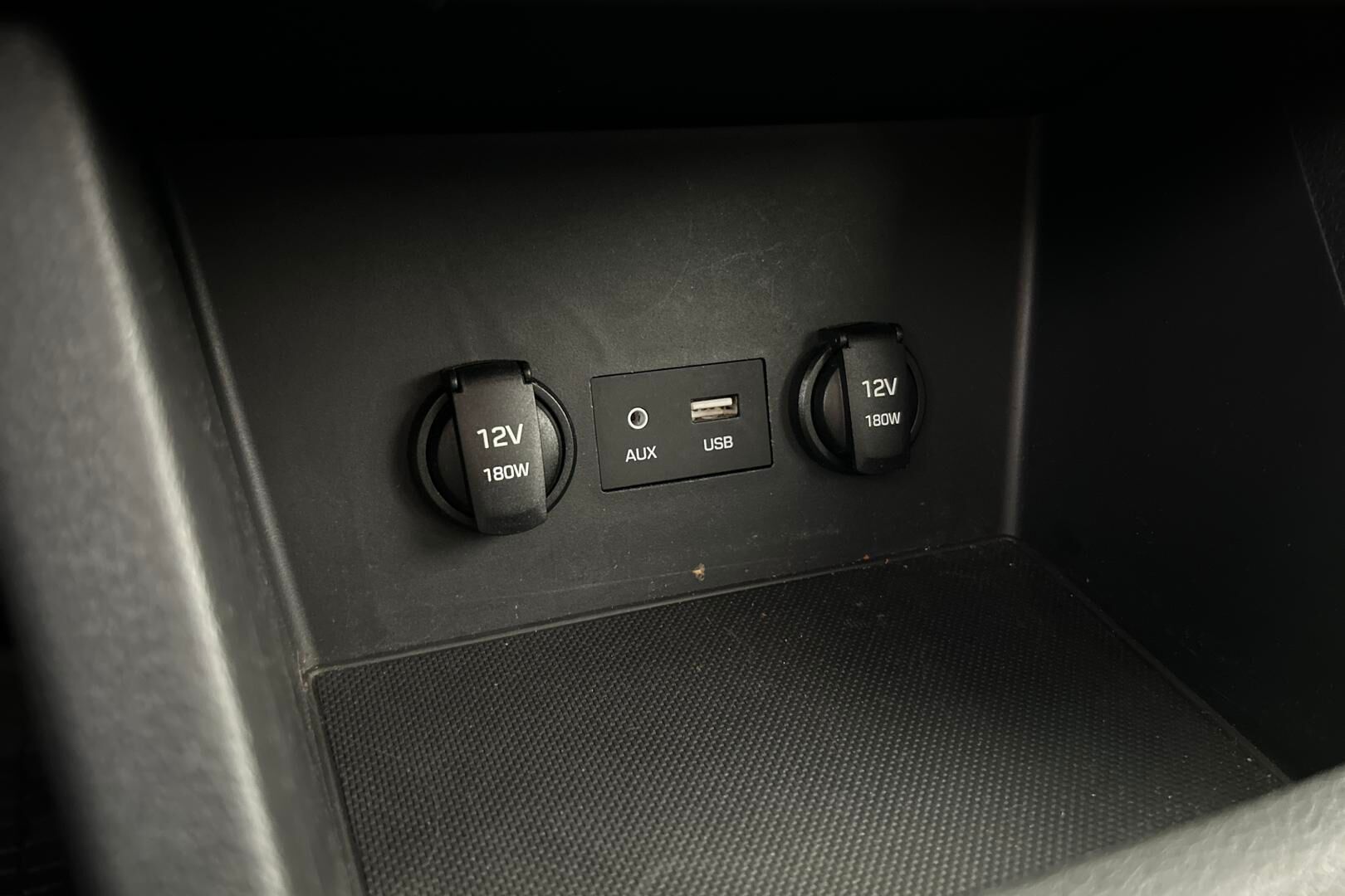 Hyundai i30 Wagon iso kuva 26