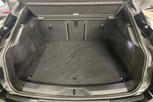 Jaguar I-PACE esikatselu 9