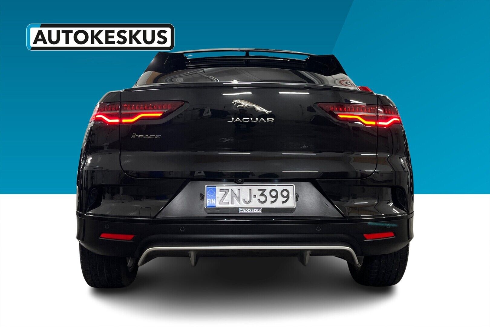 Jaguar I-PACE iso kuva 2