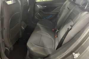 Jaguar I-PACE esikatselu 8