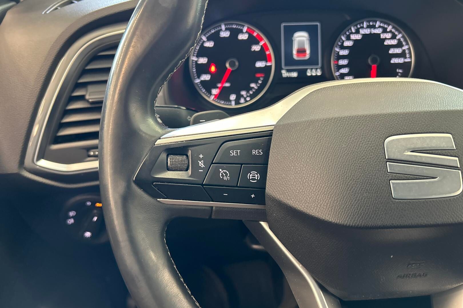 Seat Ateca iso kuva 14