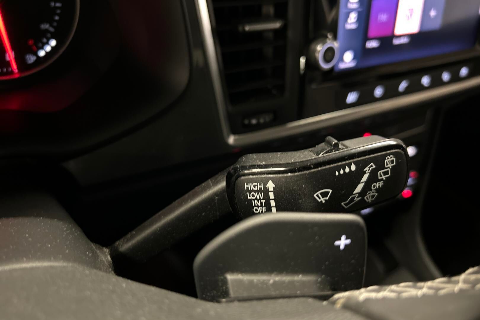 Seat Ateca iso kuva 28