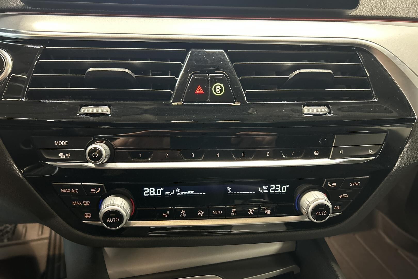 BMW 6-sarja iso kuva 21