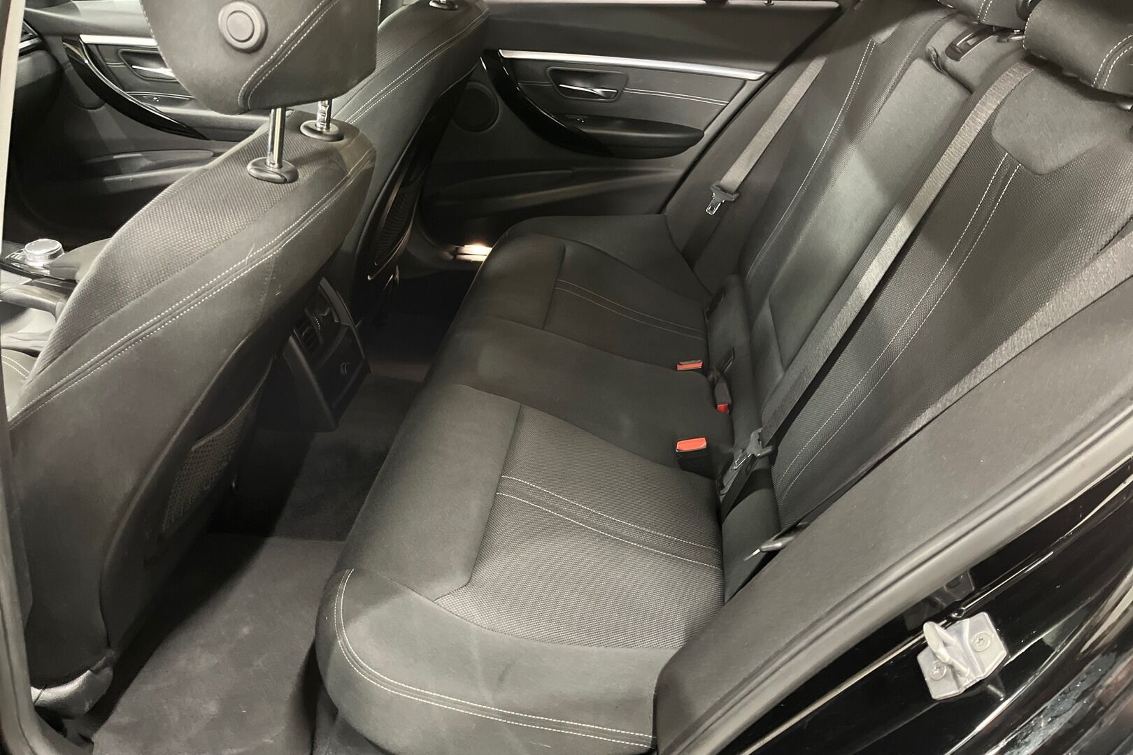 BMW 3-sarja iso kuva 9