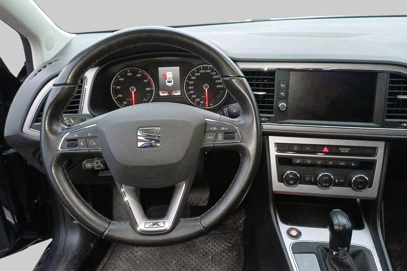 Seat Leon Sportourer ST iso kuva 2