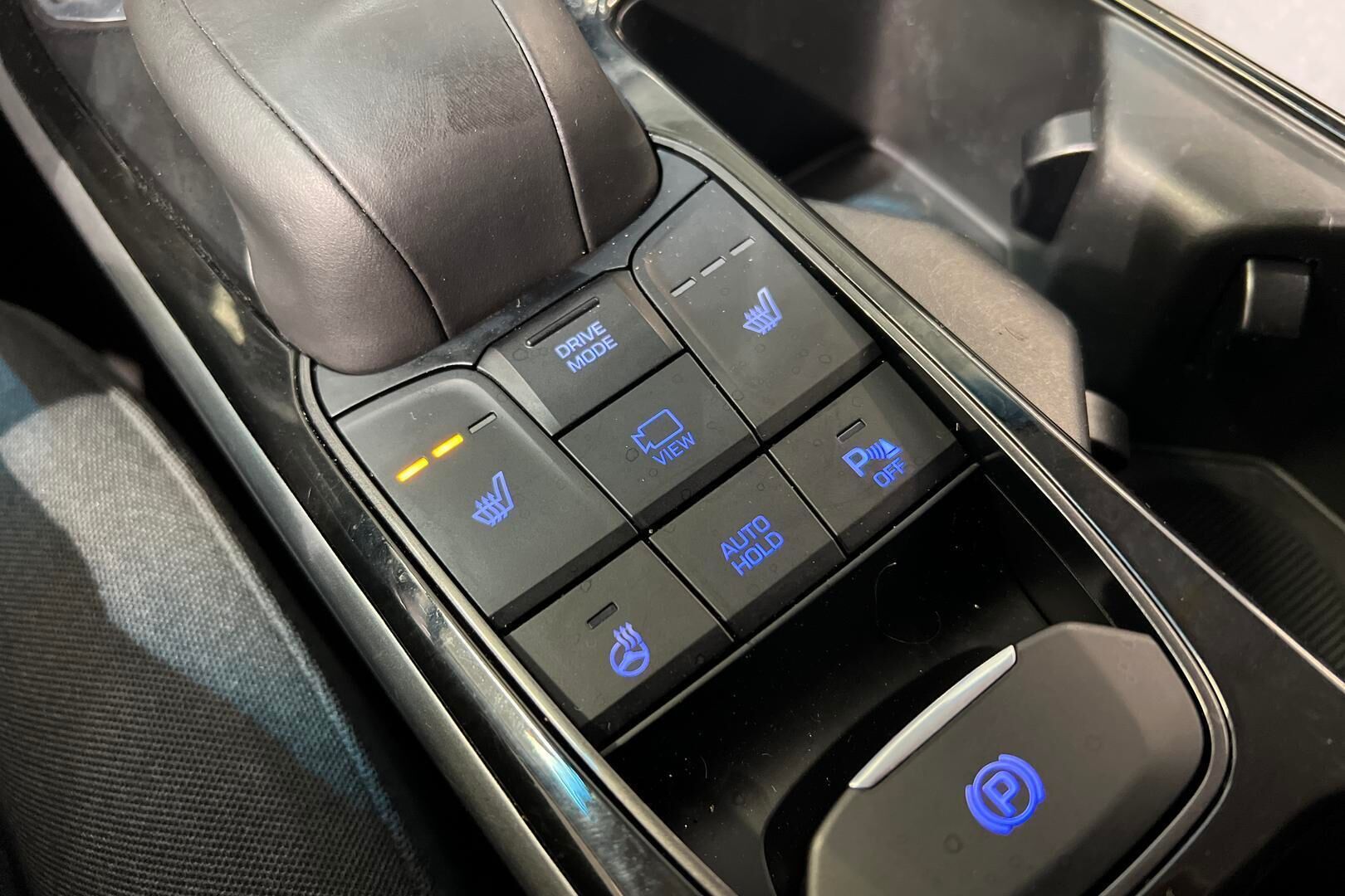 Hyundai IONIQ electric iso kuva 20