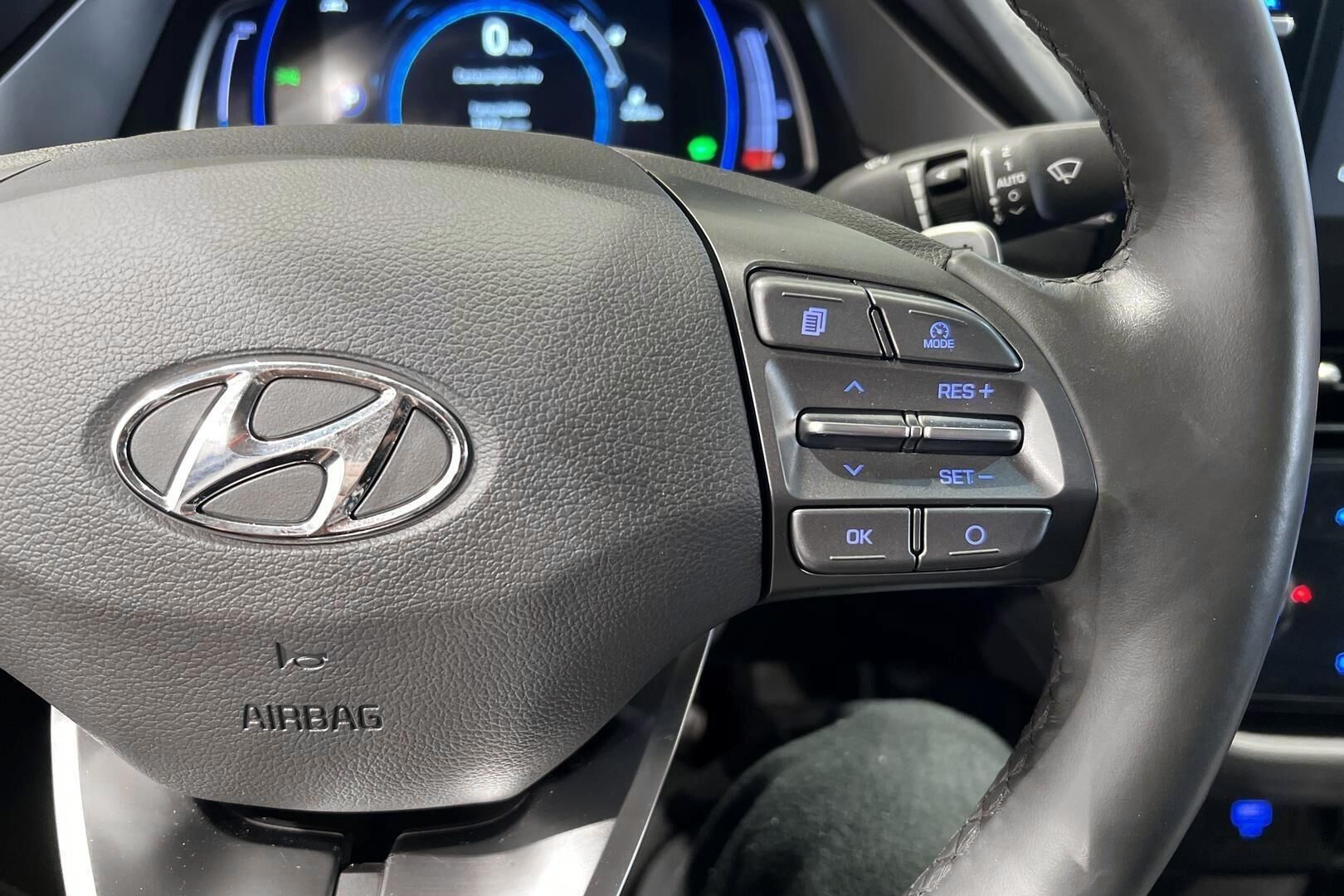 Hyundai IONIQ electric iso kuva 22