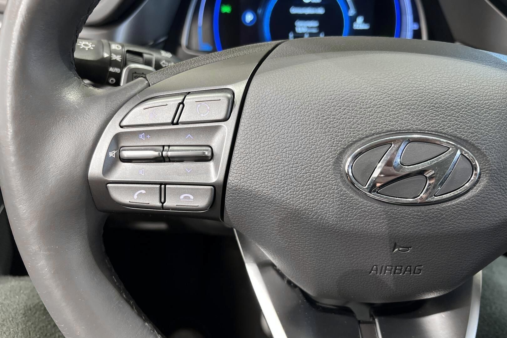 Hyundai IONIQ electric iso kuva 23
