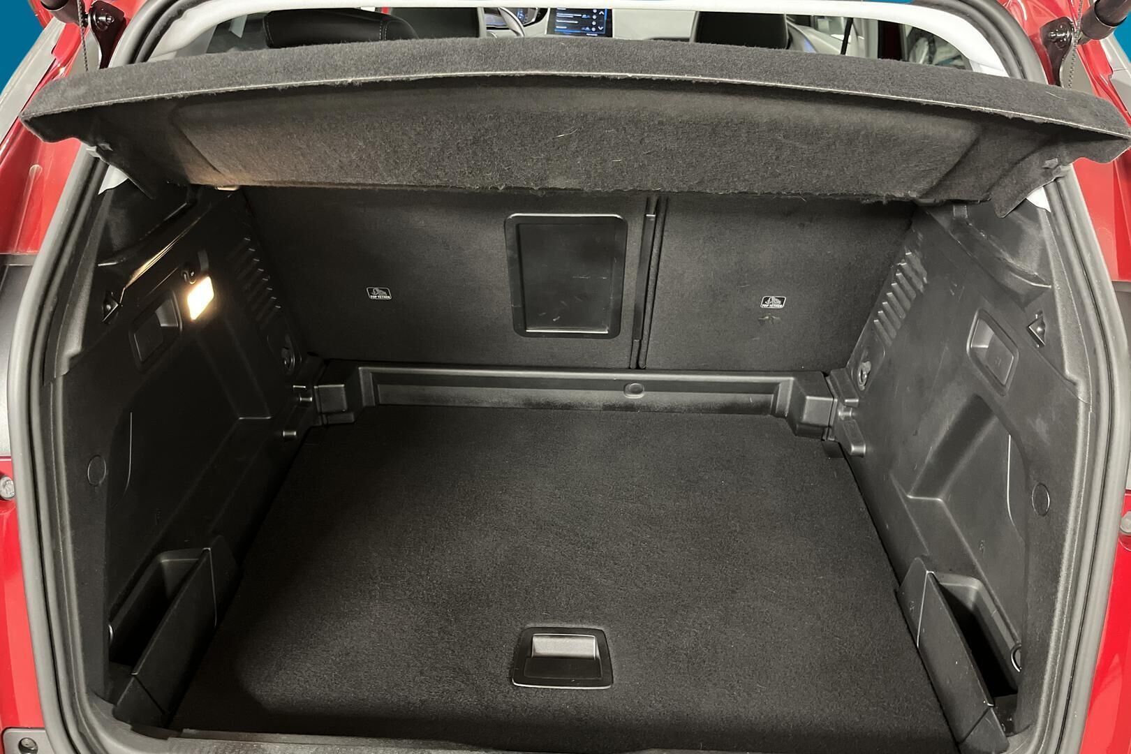 Peugeot 3008 iso kuva 12