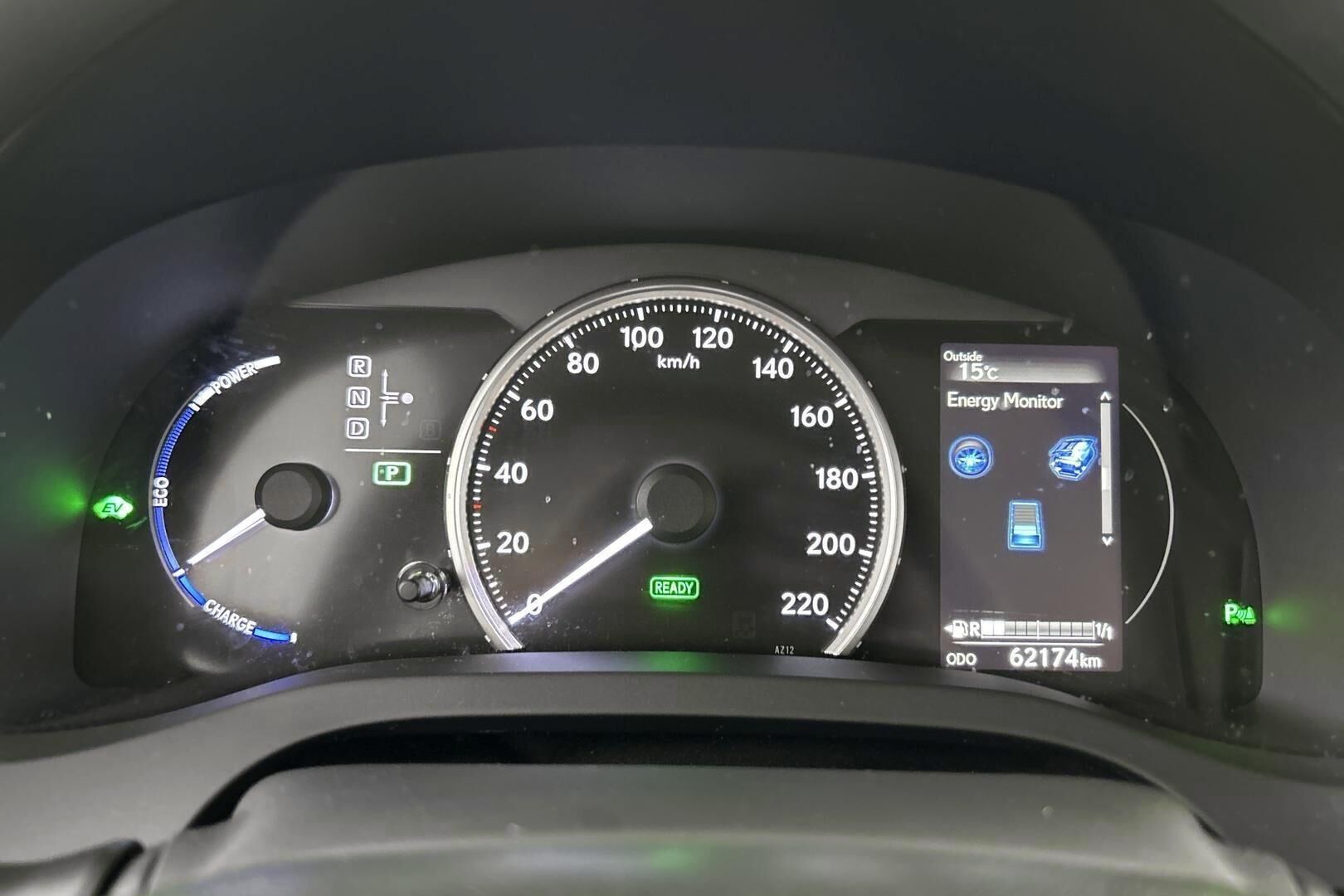 Lexus CT iso kuva 17
