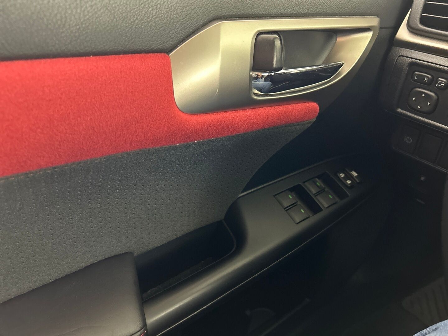 Lexus CT iso kuva 7