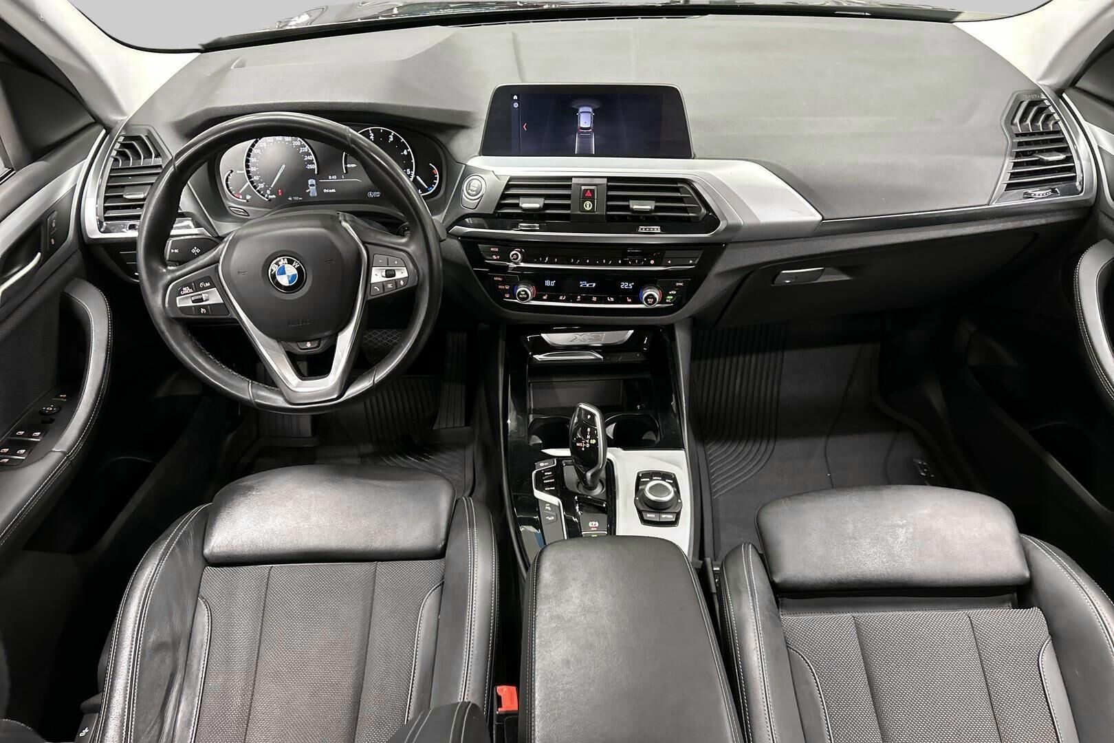 BMW X3 iso kuva 16