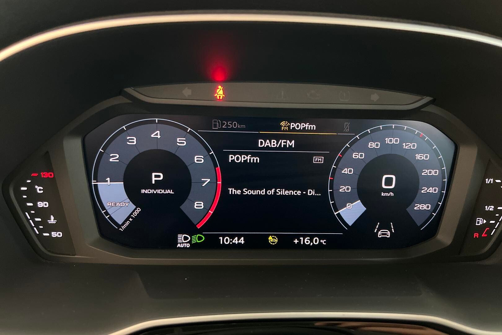 Audi Q3 iso kuva 14