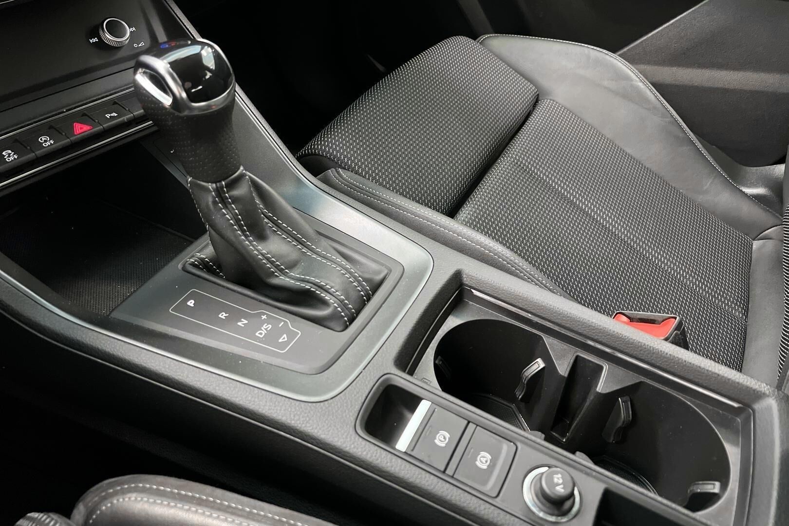 Audi Q3 iso kuva 16
