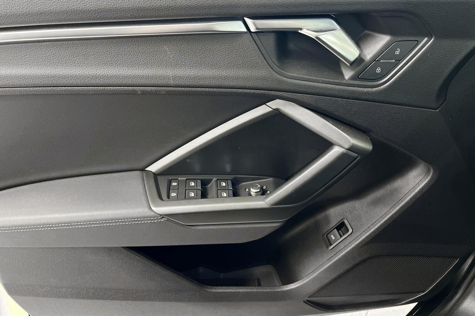 Audi Q3 iso kuva 20
