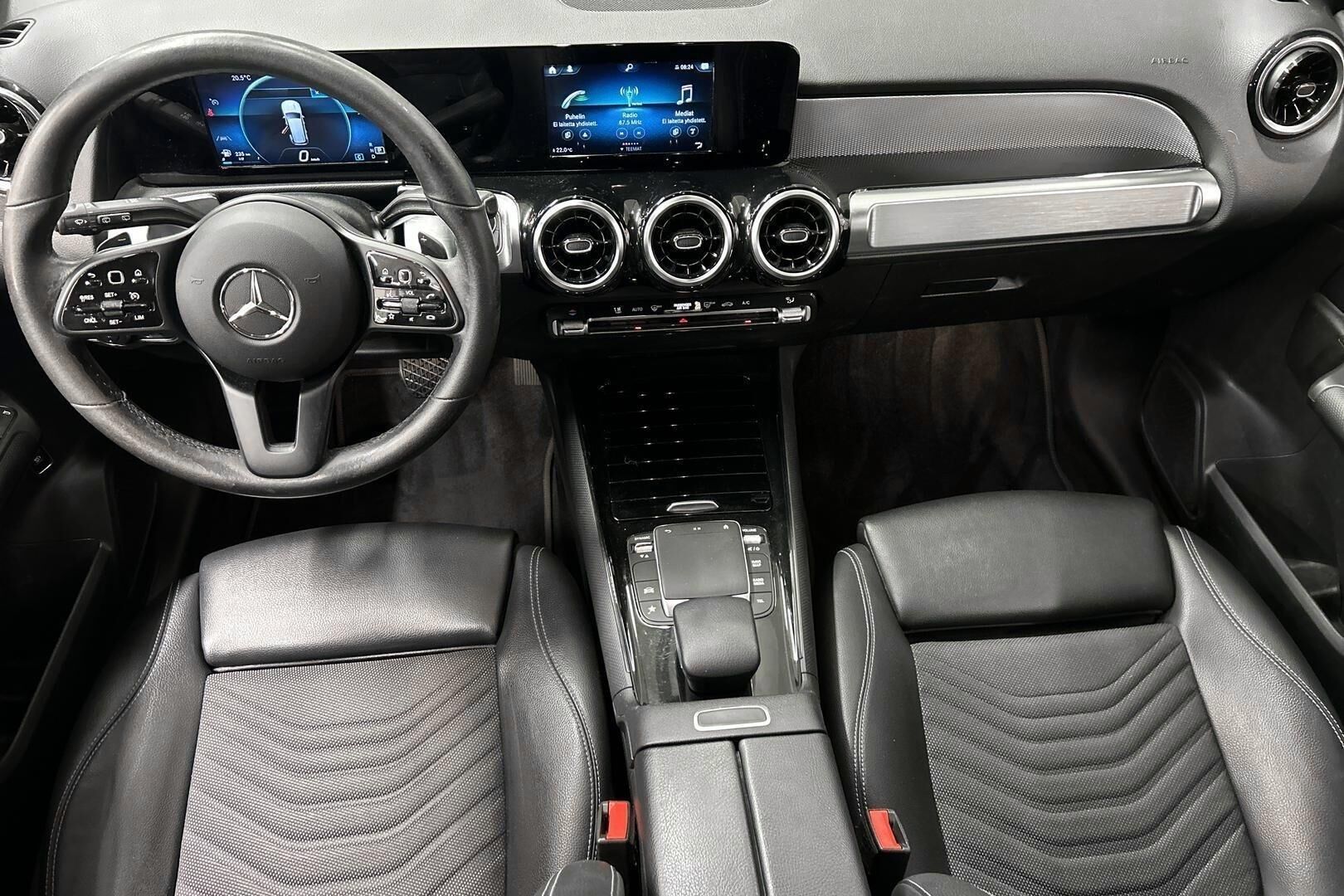 Mercedes-Benz GLB iso kuva 4