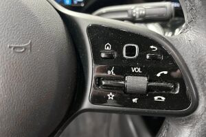 Mercedes-Benz GLB esikatselu 20