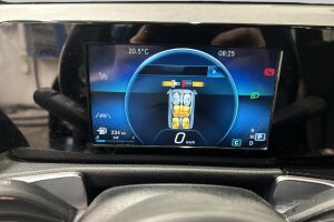 Mercedes-Benz GLB esikatselu 4