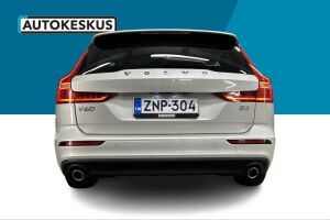 Volvo V60 esikatselu 6