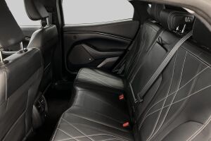 Ford Mustang Mach-E esikatselu 11