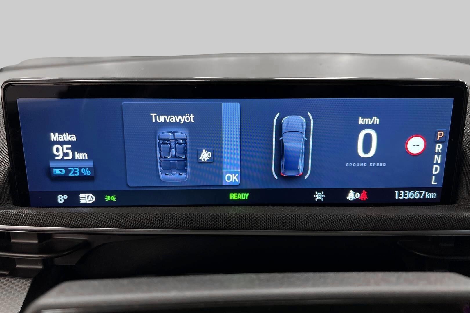 Ford Mustang Mach-E iso kuva 13