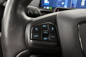 Ford Mustang Mach-E esikatselu 17