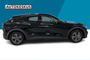 Ford Mustang Mach-E esikatselu 4