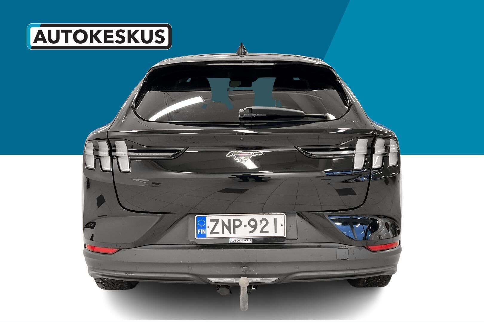 Ford Mustang Mach-E iso kuva 6