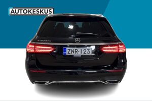 Mercedes-Benz E esikatselu 5