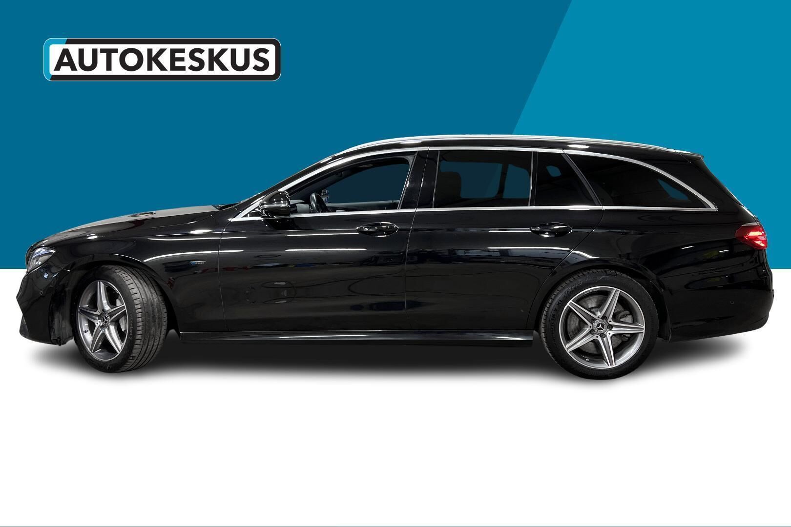 Mercedes-Benz E iso kuva 7