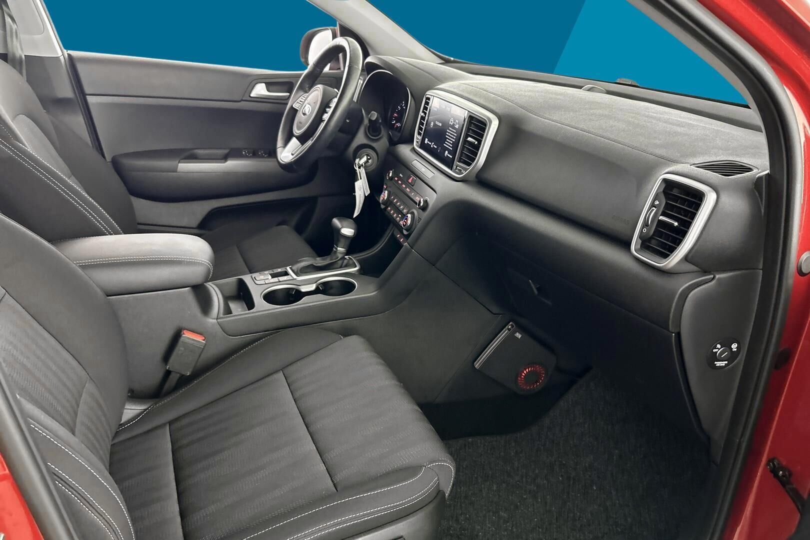Kia Sportage iso kuva 11