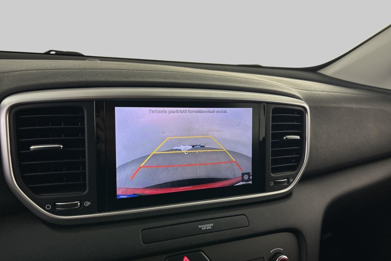 Kia Sportage iso kuva 21