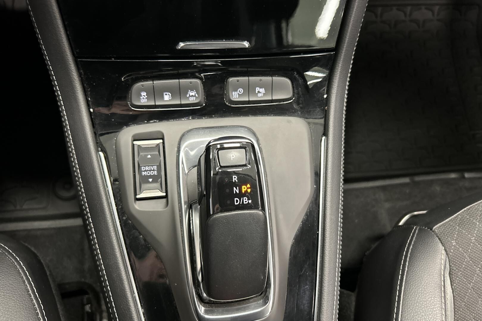 Opel Grandland X iso kuva 11