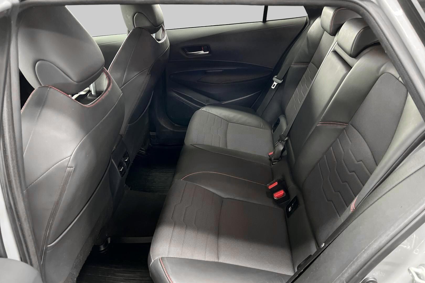 Toyota Corolla iso kuva 8