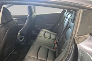 Tesla Model 3 esikatselu 9