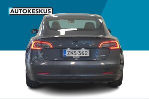 Tesla Model 3 esikatselu 5