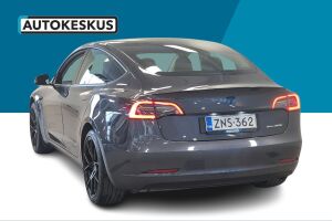 Tesla Model 3 esikatselu 6
